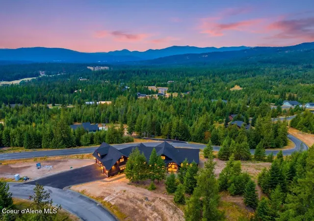 Photo 1 of Single family home for sale at 883 Grouse Mountain Rd, Sagle, ID 83860 | MLS# 26-2541 | Listing updated on 2026-08-05