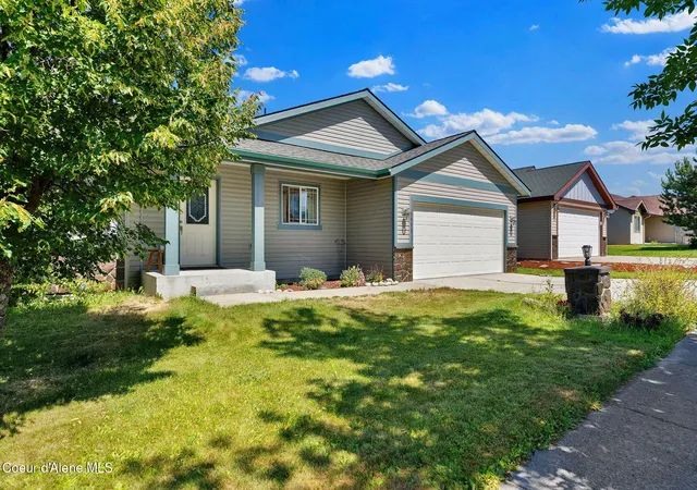 Photo 2 of Single family home for sale at 3495 N Carriage Ct, Post Falls, ID 83854 | MLS# 26-4928 | Listing updated on 2026-09-13
