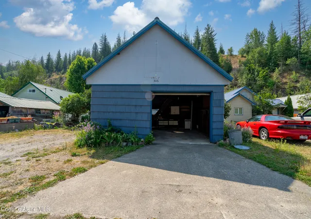 Photo 4 of Sale Pending at 306 Hill St, Smelterville, ID 83868 | MLS# 26-7821 | Listing updated on 2026-09-29