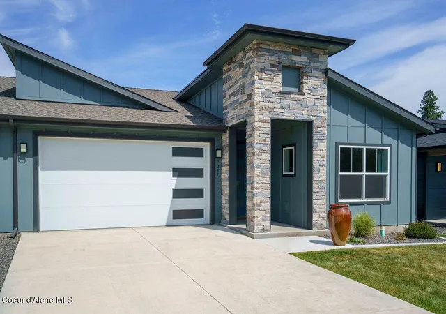 Photo 3 of Single family home for sale at 7257 Breaux Dr, Coeur D Alene, ID 83815 | MLS# 26-7711 | Listing updated on 2026-07-28