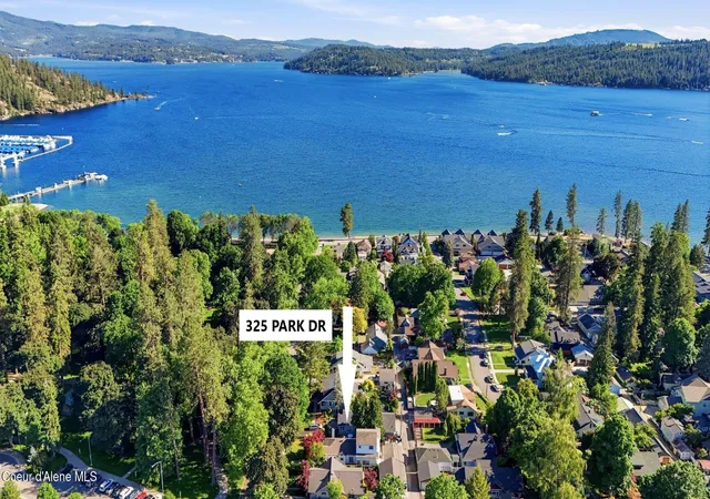Photo 1 of Single family home for sale at 325 N Park Dr, Coeur D'alene, ID 83814 | MLS# 26-6077 | Listing updated on 2026-08-31