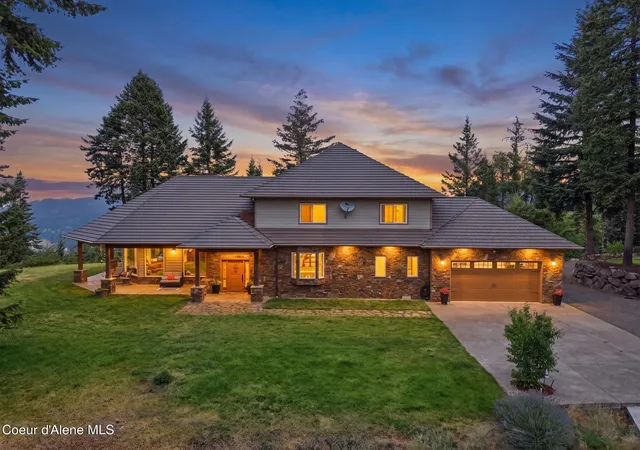 Photo 1 of Single family home for sale at 735 S Bushwacker Rd, Coeur D Alene, ID 83814 | MLS# 26-7832 | Listing updated on 2026-09-29
