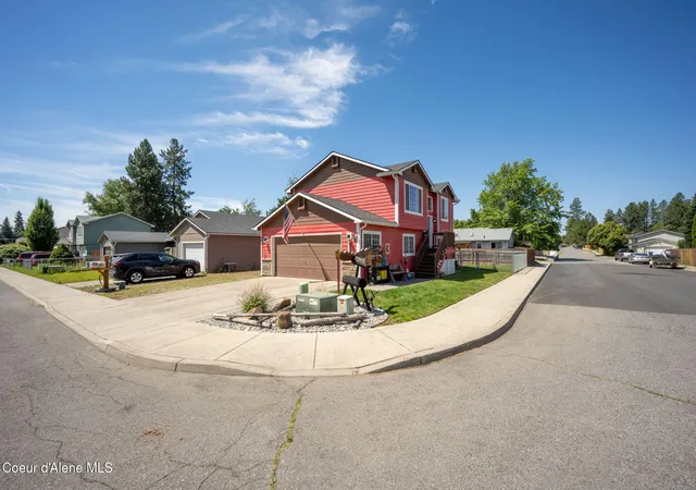 Photo 3 of Single family home for sale at 3197 N 12th Street, Coeur D Alene, ID 83815 | MLS# 26-7282 | Listing updated on 2026-07-29