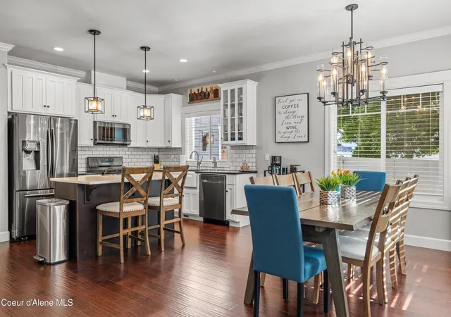 Photo 4 of Single family home for sale at 1032 N Government Way, Coeur D Alene, ID 83814 | MLS# 26-7242 | Listing updated on 2026-10-17