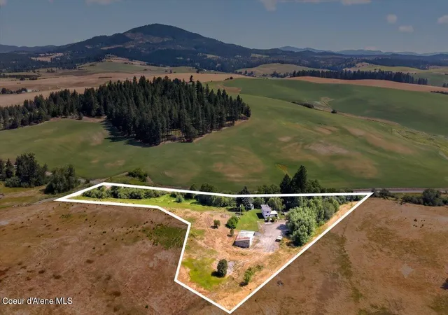 Photo 2 of Single family home for sale at 1071 Reynolds Rd, Princeton, ID 83857 | MLS# 26-7457 | Listing updated on 2026-08-22