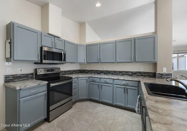 Photo 4 of Condo for sale at 217 E Jeffrey Pine Ln #2, Coeur D Alene, ID 83815 | MLS# 26-7284 | Listing updated on 2026-09-01