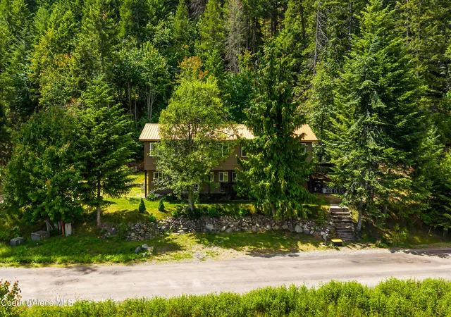 Photo 1 of Single family home for sale at 246 Midas Dr, Sagle, ID 83860 | MLS# 26-7296 | Listing updated on 2026-08-31