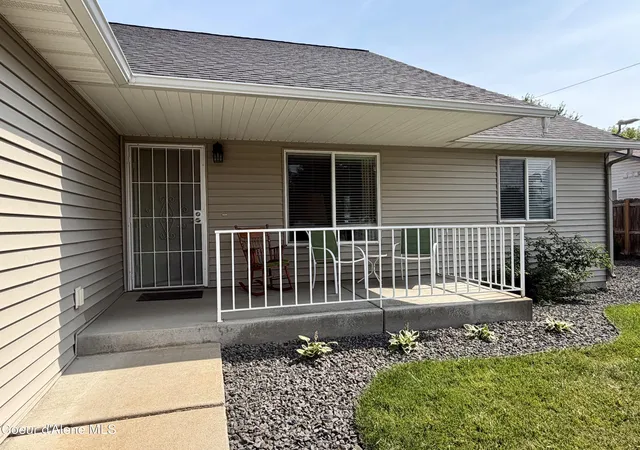 Photo 1 of Single family home for sale at 600 N Elm Rd, Post Falls, ID 83854 | MLS# 26-7439 | Listing updated on 2026-09-21