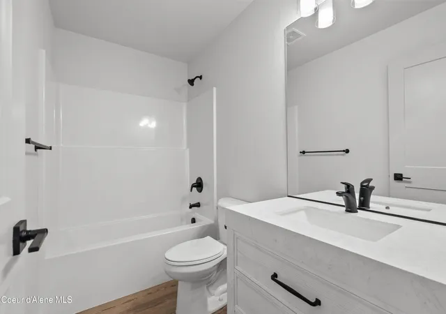 Photo 3 of Townhouse for sale at 9830 N Laylin Cir, Hayden, ID 83835 | MLS# 26-7314 | Listing updated on 2026-08-30