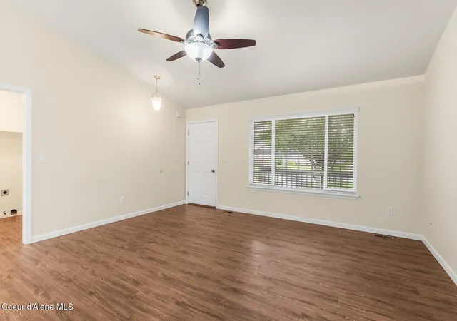 Photo 3 of Single family home for sale at 2570 N Sparrow Lp, Post Falls, ID 83854 | MLS# 26-7335 | Listing updated on 2026-10-19