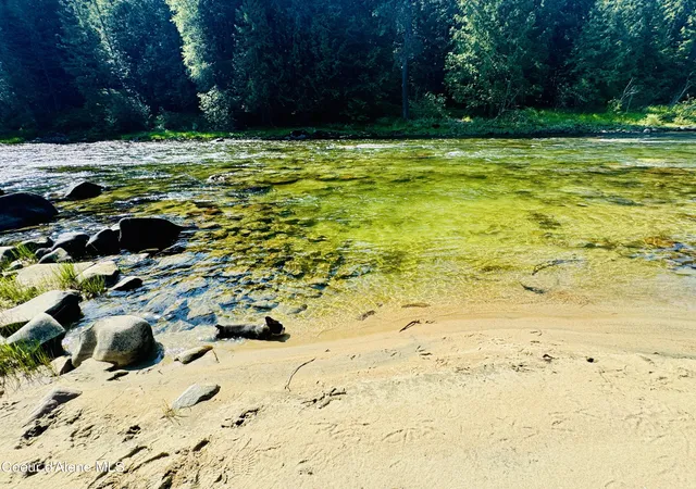 3rd image of Nna Gunsmoke Ln, Priest River, ID 83856 | MLS# 26-7368