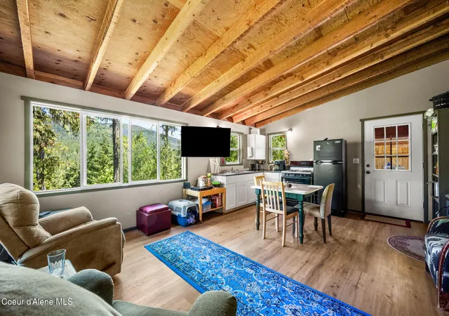 Photo 2 of Single family home for sale at 241 Strawberry Crk Rd, Sandpoint, ID 83864 | MLS# 26-7425 | Listing updated on 2026-07-20