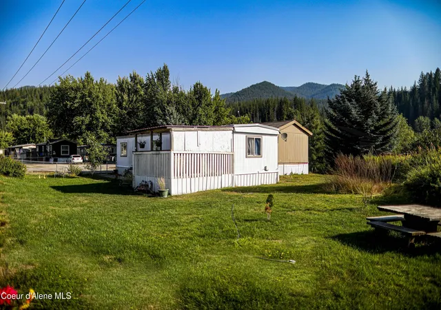 Photo 3 of Manufactured home for sale at 50 S Breeden Ave, Smelterville, ID 83868 | MLS# 26-7461 | Listing updated on 2026-09-10