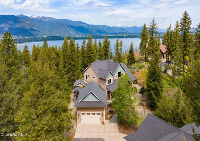 Photo 3 of Sale Pending at 645 Eagle Crst Dr, Sagle, ID 83860 | MLS# 26-7446 | Listing updated on 2026-09-15