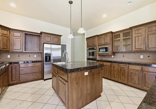 Photo 3 of Mansion for sale at 18772 W Riverview Dr, Post Falls, ID 83854 | MLS# 26-7455 | Listing updated on 2026-08-20