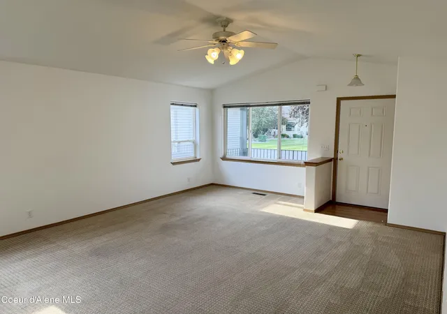 Photo 4 of Single family home for sale at 1107 W Woodlawn Dr, Hayden, ID 83835 | MLS# 26-7481 | Listing updated on 2026-07-20