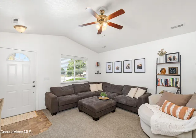 Photo 3 of Single family home for sale at 3611 E Kauffman Ln, Post Falls, ID 83854 | MLS# 26-7635 | Listing updated on 2026-08-21