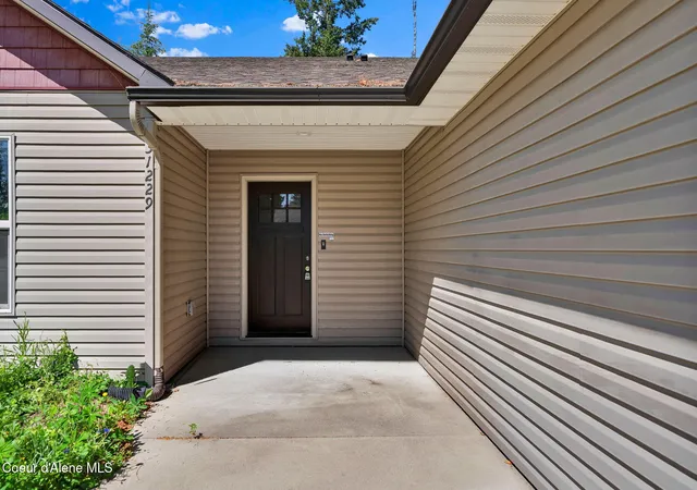 Photo 3 of Sale Pending at 31229 N 10th Avenue, Spirit Lake, ID 83869 | MLS# 26-7476 | Listing updated on 2026-08-03