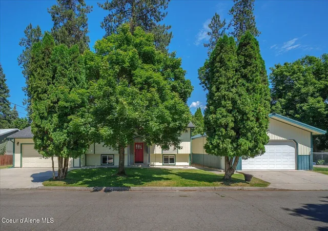 Photo 4 of Sale Pending at 842 N 22nd Place, Coeur D Alene, ID 83814 | MLS# 26-7495 | Listing updated on 2026-07-30