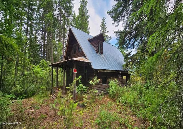 2nd image of 1754 Giles Connection Rd, Bonners Ferry, ID 83805 | MLS# 26-7529