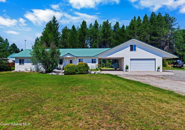 Photo 4 of Sale Pending at 221 Schell Rd, Sagle, ID 83860 | MLS# 26-7531 | Listing updated on 2026-10-26