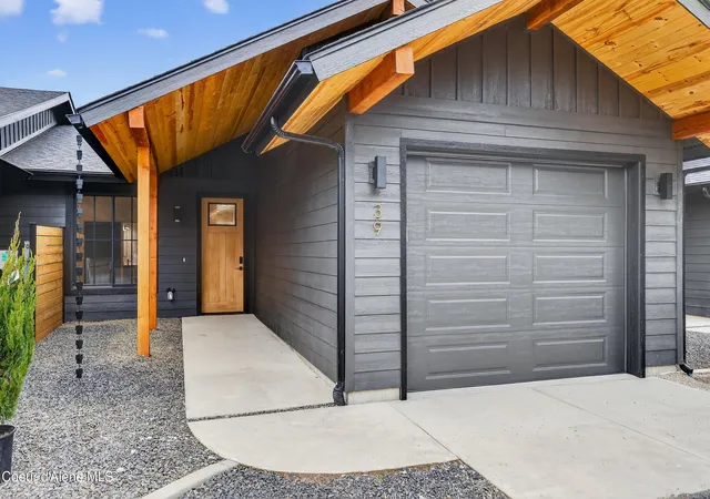 Photo 1 of Sale Pending at 45 Rebecca Ln, Nordman, ID 83848 | MLS# 26-7539 | Listing updated on 2026-07-25