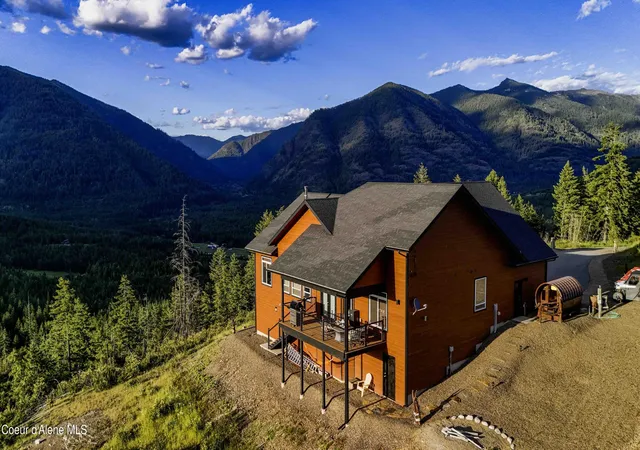 Photo 2 of Single family home for sale at 374 Carbine Dr, Clark Fork, ID 83811 | MLS# 26-7555 | Listing updated on 2026-07-22