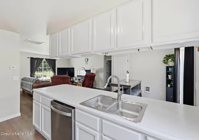 Photo 2 of Single family home for sale at 2007 N Mackenzie Dr, Post Falls, ID 83854 | MLS# 26-7604 | Listing updated on 2026-10-19