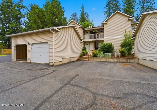 2nd image of 8352 N Village Dr #APT 1, Hayden, ID 83835 | MLS# 26-7623
