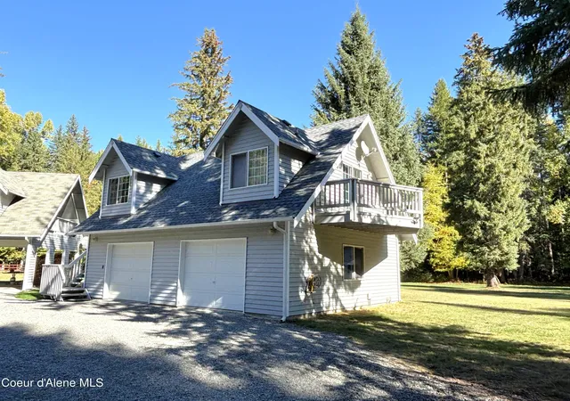 Photo 3 of Single family home for sale at 658 Beaver Crk Rd, Sandpoint, ID 83864 | MLS# 26-7923 | Listing updated on 2026-09-05