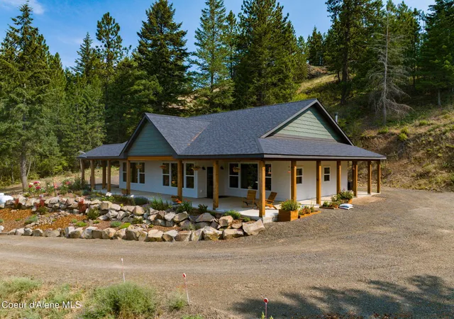 Photo 3 of Single family home for sale at 13606 S Hanson Rd, Harrison, ID 83833 | MLS# 26-7659 | Listing updated on 2026-09-05
