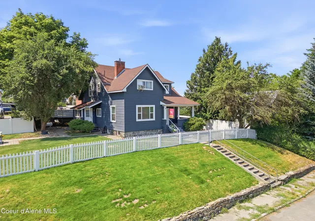 Photo 2 of Single family home for sale at 317 S 9th Street, Saint Maries, ID 83861 | MLS# 26-7799 | Listing updated on 2026-08-30