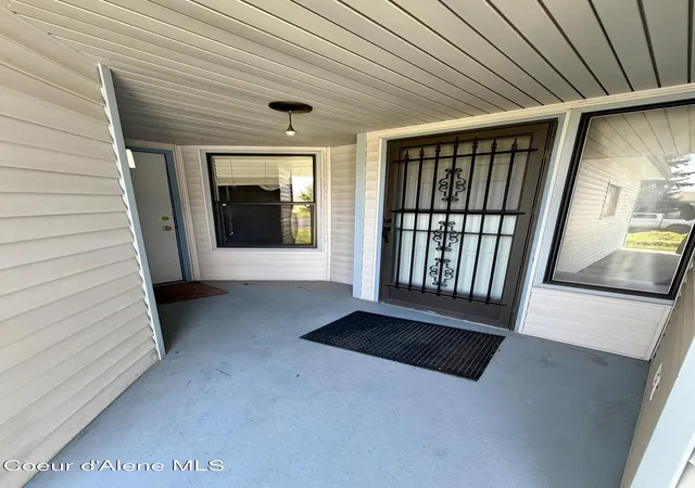 2nd image of 1551 W Woodlawn Dr #2, Hayden, ID 83835 | MLS# 26-8015