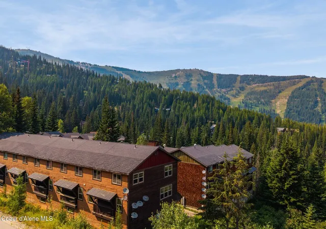 Photo 4 of Condo for sale at 80 Whiplash Cir, Sandpoint, ID 83864 | MLS# 26-8539 | Listing updated on 2026-08-19