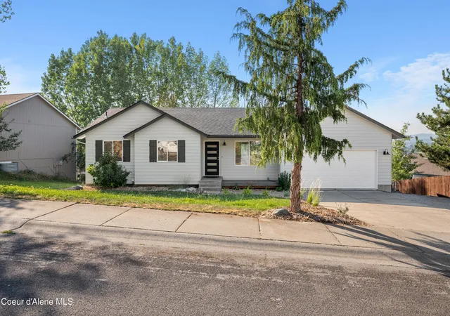 Photo 2 of Single family home for sale at 2875 N Rawhide Ridge Rd, Post Falls, ID 83854 | MLS# 26-7764 | Listing updated on 2026-09-20