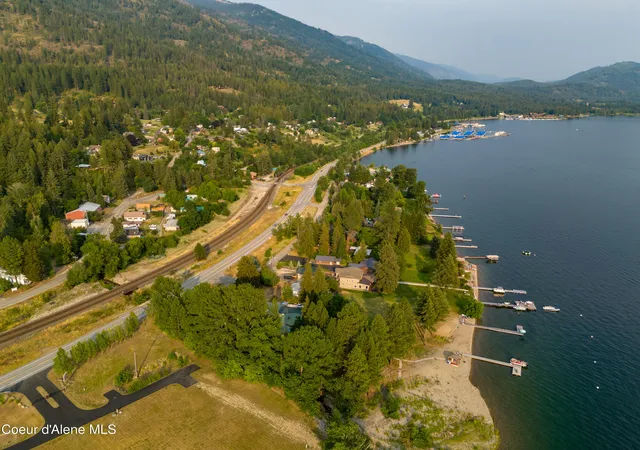Photo 4 of Land for sale at 531 Wellington Pl, Hope, ID 83836 | MLS# 26-7744 | Listing updated on 2026-08-04