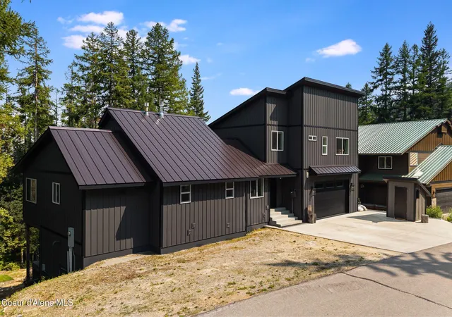 Photo 3 of Single family home for sale at 49 Snowplow Rd, Sandpoint, ID 83864 | MLS# 26-7787 | Listing updated on 2026-09-03