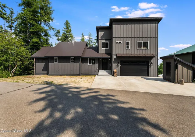 Photo 3 of Single family home for sale at 49 Snowplow Rd, Sandpoint, ID 83864 | MLS# 26-7787 | Listing updated on 2026-09-03