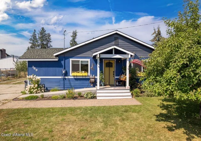 Photo 3 of Single family home for sale at 369 Glidden Ave, Priest River, ID 83856 | MLS# 26-7838 | Listing updated on 2026-09-02