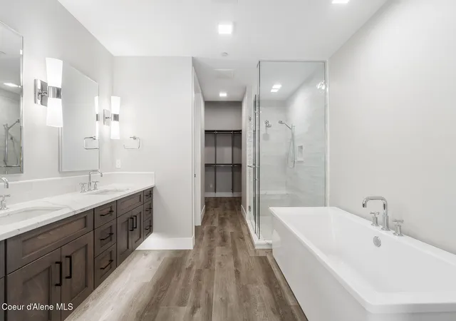 Photo 4 of Condo for sale at 802 Sandpoint Ave #8404, Sandpoint, ID 83864 | MLS# 26-7819 | Listing updated on 2026-07-30