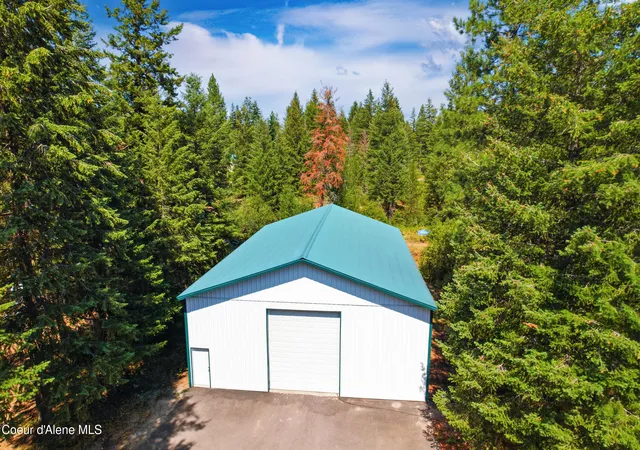 Photo 3 of Single family home for sale at 23525 N Cone Crst Rd, Rathdrum, ID 83858 | MLS# 26-7944 | Listing updated on 2026-09-28