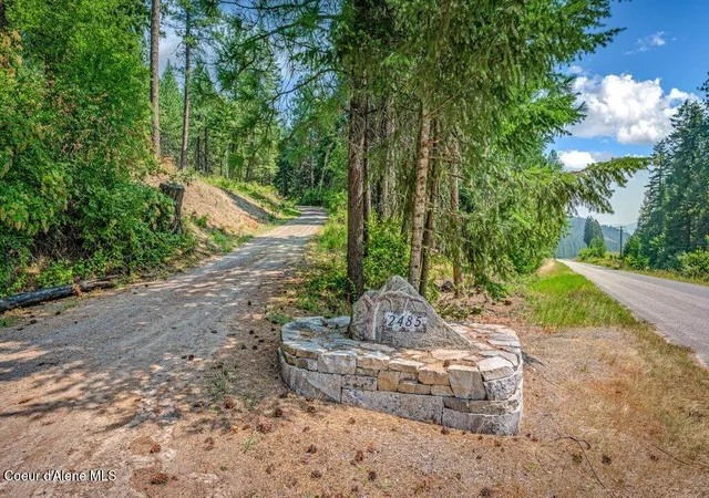 Photo 3 of Single family home for sale at 2485 Denton Rd, Hope, ID 83836 | MLS# 26-7932 | Listing updated on 2026-10-03