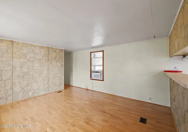 2nd image of 2905 N Howard St, Coeur D Alene, ID 83815 | MLS# 26-7900
