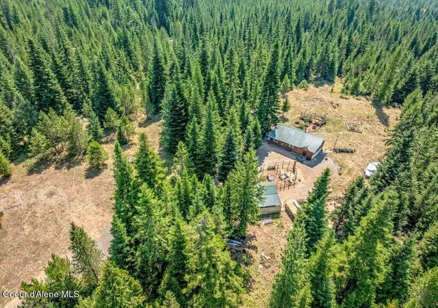 2nd image of 388 Trillium Ln, Moyie Springs, ID 83845 | MLS# 26-7983