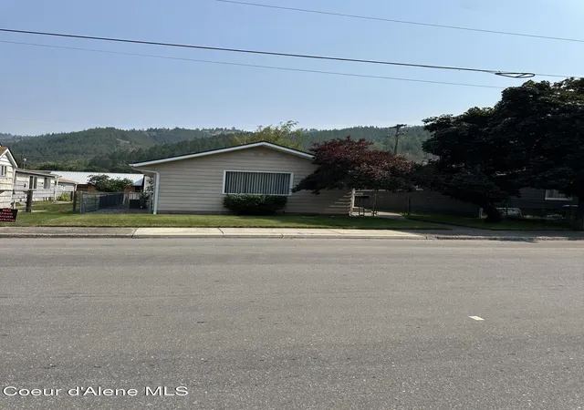 1st image of 104 W Riverside Ave W, Kellogg, ID 83837 | MLS# 26-7839