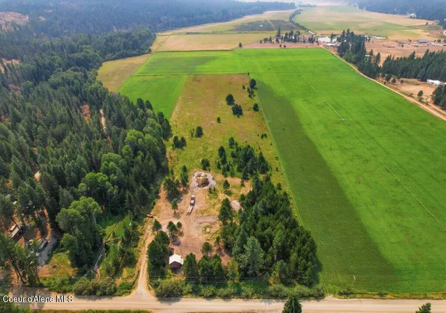 2nd image of 700 Golden Gate Rd, Priest River, ID 83856 | MLS# 26-8081