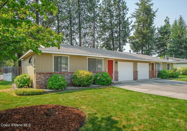3rd image of 2903/2905 N Honeysuckle Dr, Coeur D'alene, ID 83815 | MLS# 26-8402
