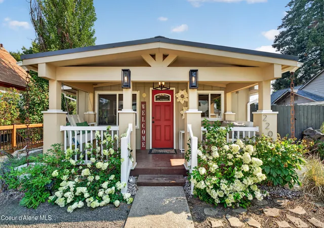 2nd image of 2206 E Coeur D Alene Ave, Coeur D Alene, ID 83814 | MLS# 26-7978