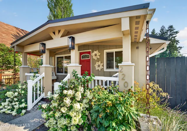 Photo 3 of Single family home for sale at 2206 E Coeur D Alene Ave, Coeur D Alene, ID 83814 | MLS# 26-7978 | Listing updated on 2026-08-06