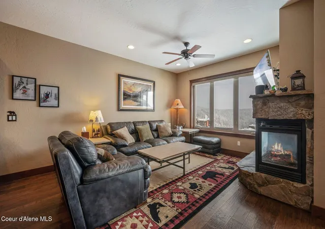 Photo 4 of Sale Pending at 153 Chutes Ln, Sandpoint, ID 83864 | MLS# 26-7968 | Listing updated on 2026-09-07